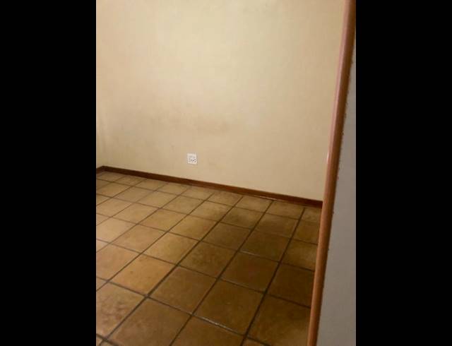 2 BEDROOM APARTMENT FOR SALE IN MAKHADO